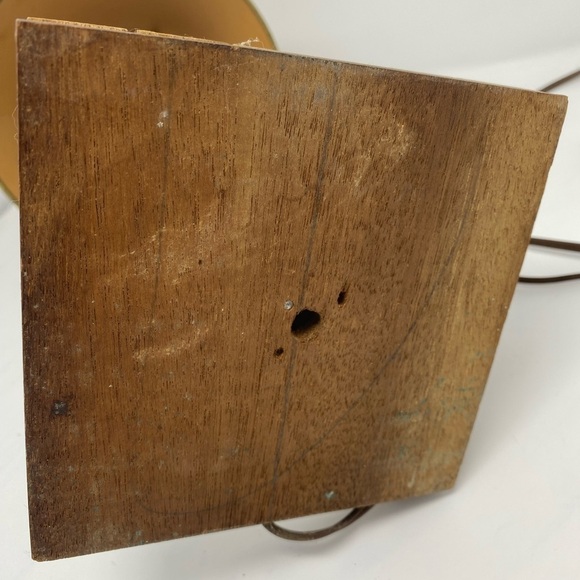 Vintage Table Lamp with Rustic Wood Base and Barrel Detail - Picture 7 of 8